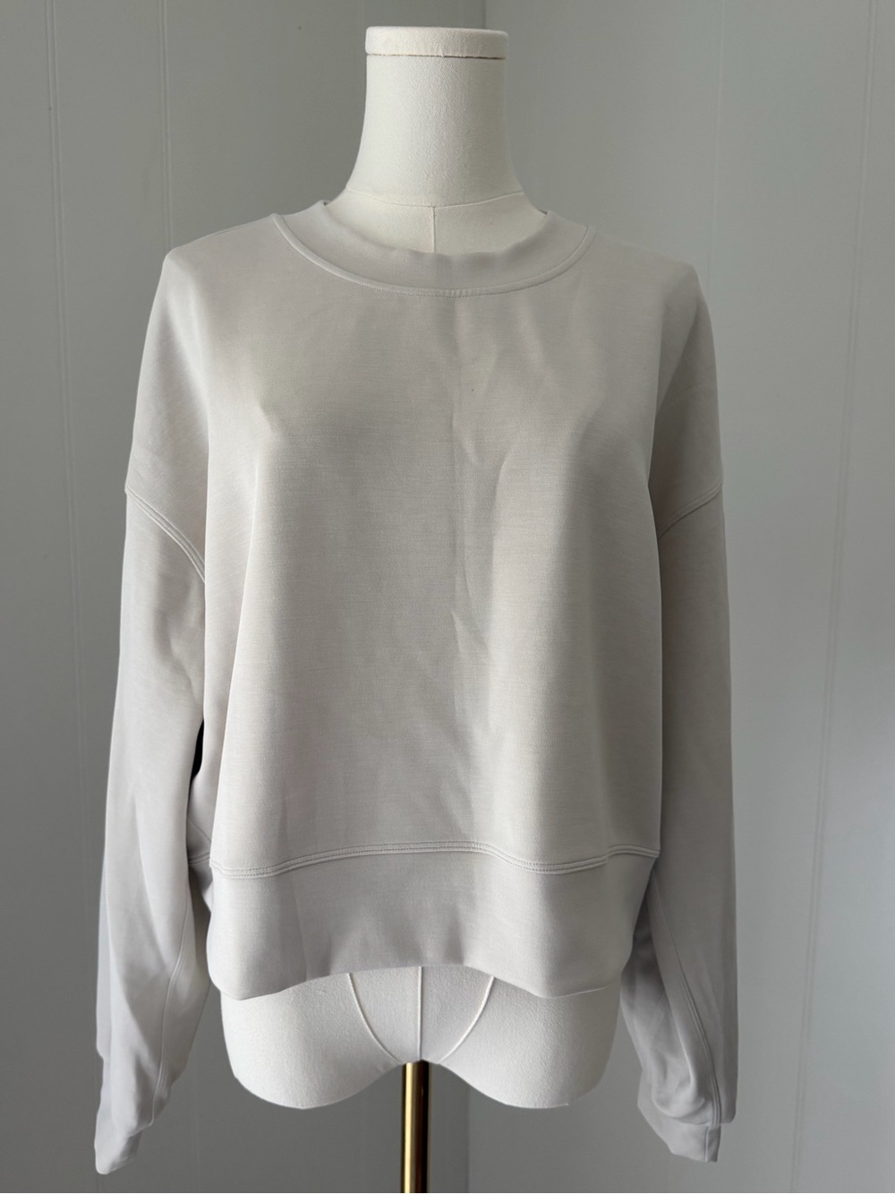 lululemon athletica Women's Scoop Neck Crew Sweatshirt - Light Beige